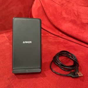 Anker Black Charging Stand with Cable